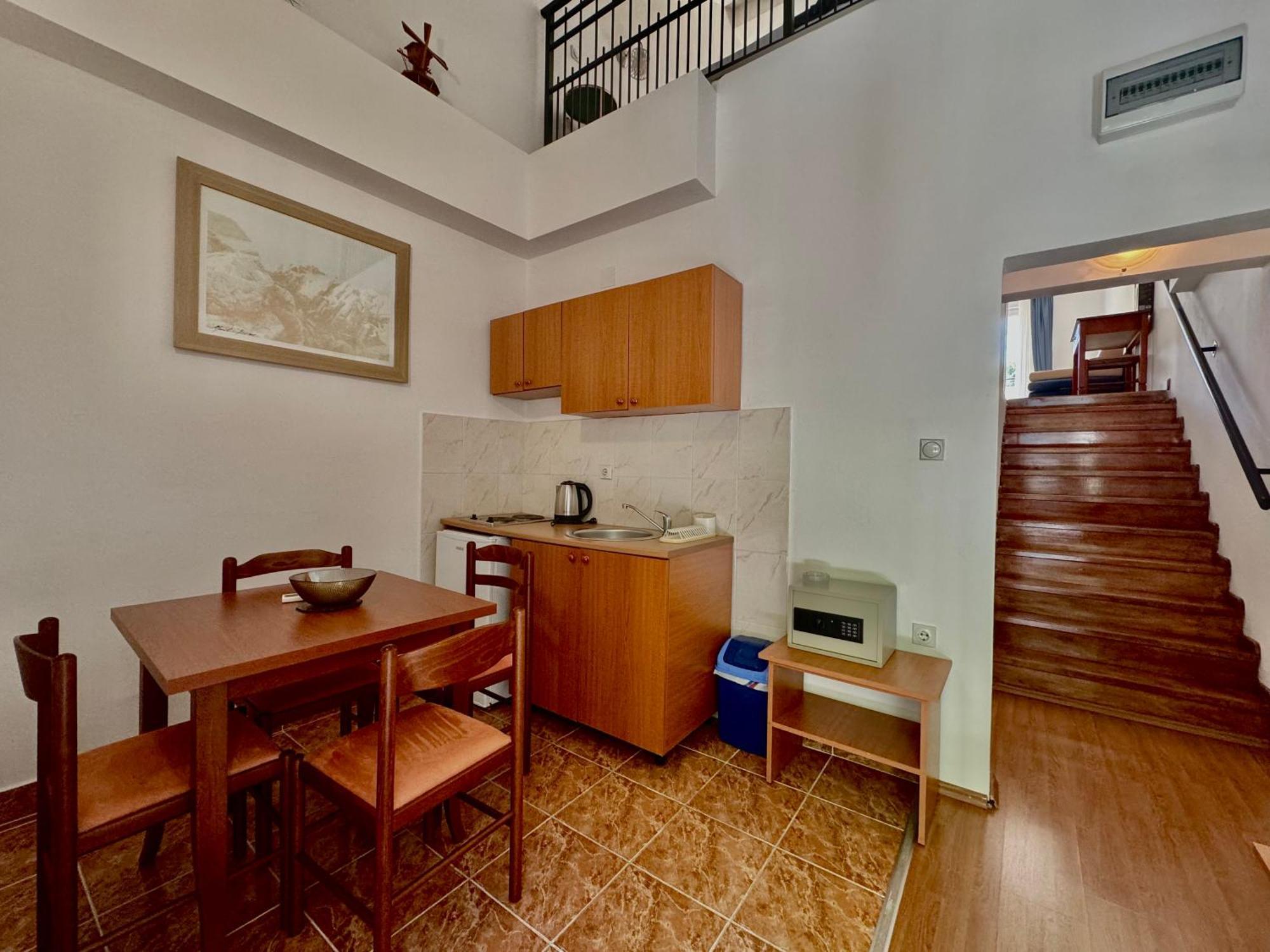 For-A Apartmani Bečići Luaran gambar