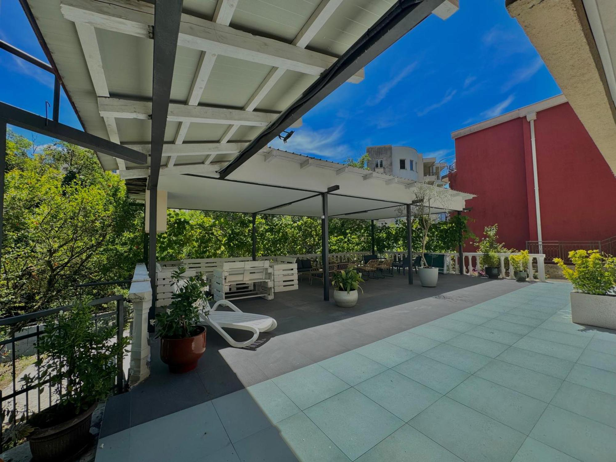 For-A Apartmani Bečići Luaran gambar