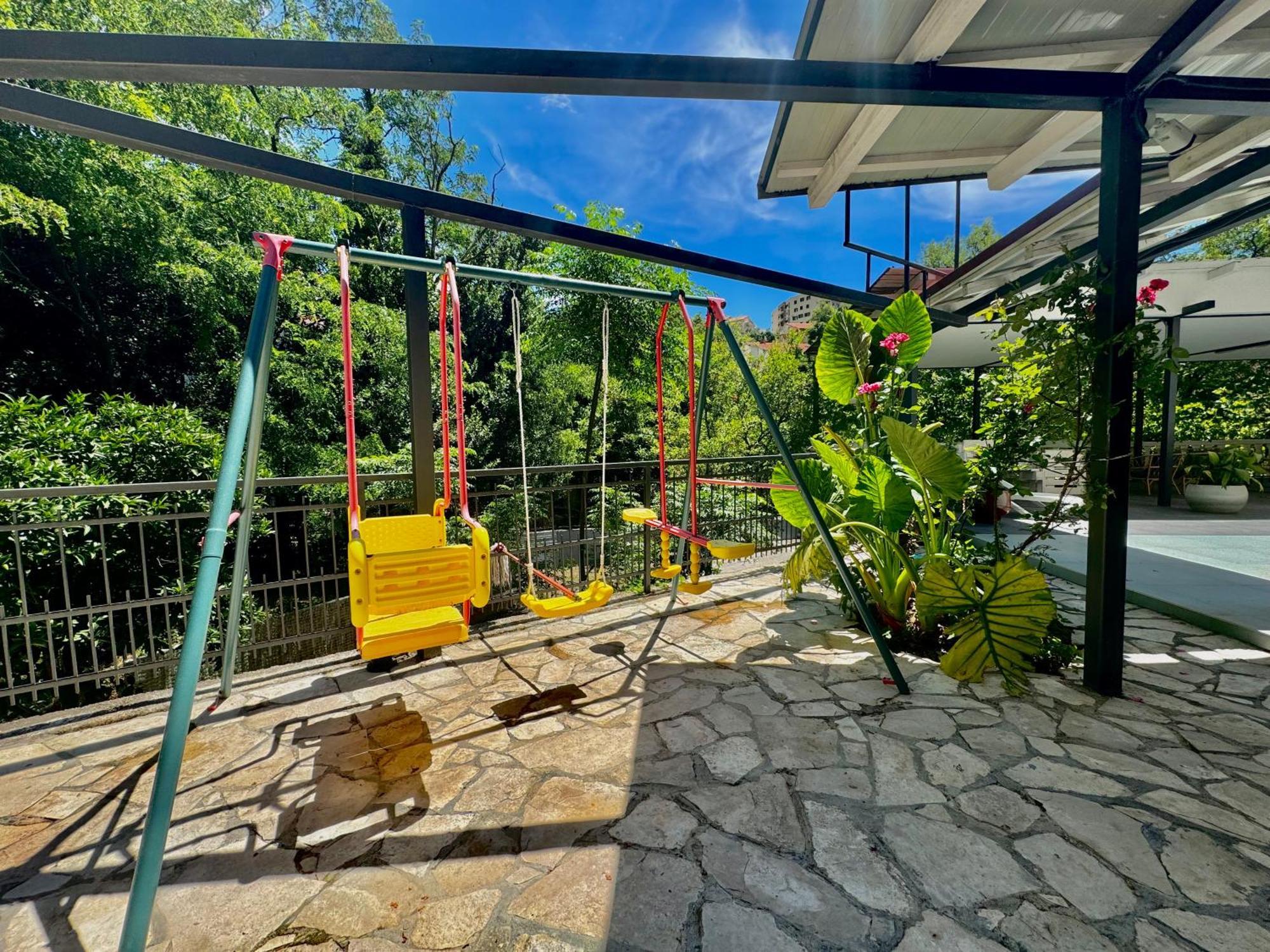 For-A Apartmani Bečići Luaran gambar